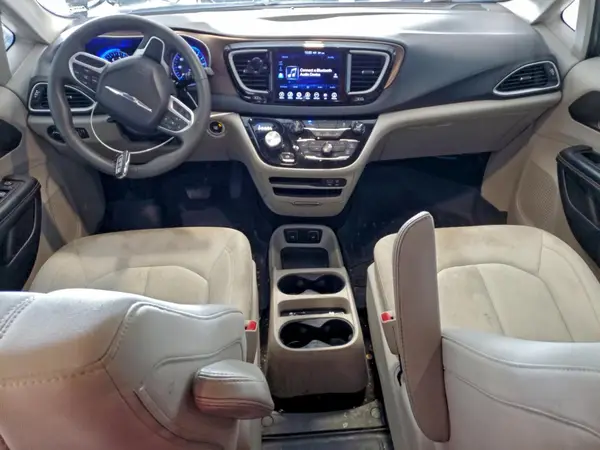 2C4RC1DG3HR611346 2017 CHRYSLER PACIFICA - Image 8