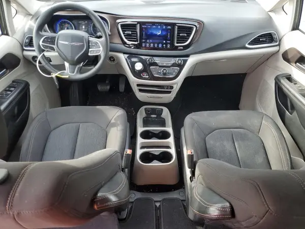 2C4RC1DG3HR633900 2017 CHRYSLER PACIFICA - Image 8