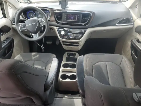 2C4RC1DG3HR642936 2017 CHRYSLER PACIFICA - Image 8