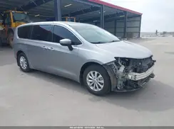 2C4RC1DG3HR645075 2017 CHRYSLER PACIFICA