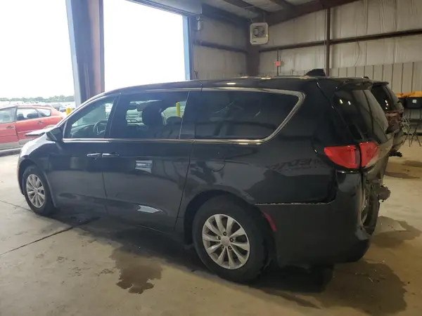 2C4RC1DG3HR667741 2017 CHRYSLER PACIFICA - Image 2