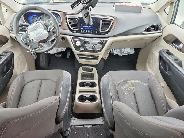 2C4RC1DG3HR722334 2017 CHRYSLER PACIFICA - Image 8