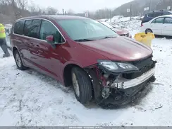 2C4RC1DG3JR139056 2018 CHRYSLER PACIFICA