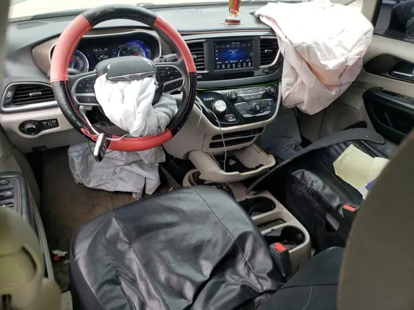 2C4RC1DG3JR310534 2018 CHRYSLER PACIFICA - Image 8