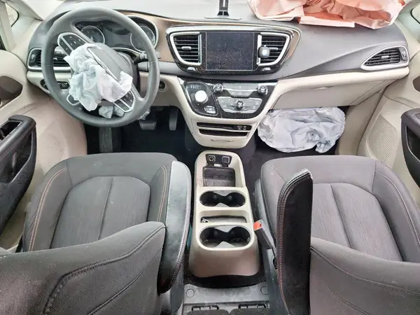 2C4RC1DG4HR513250 2017 CHRYSLER PACIFICA - Image 8