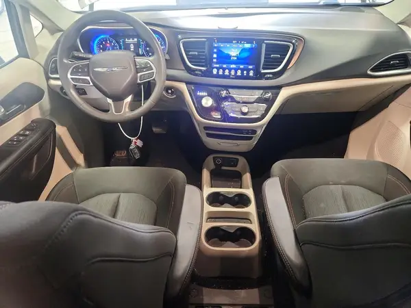 2C4RC1DG4HR514303 2017 CHRYSLER PACIFICA - Image 8