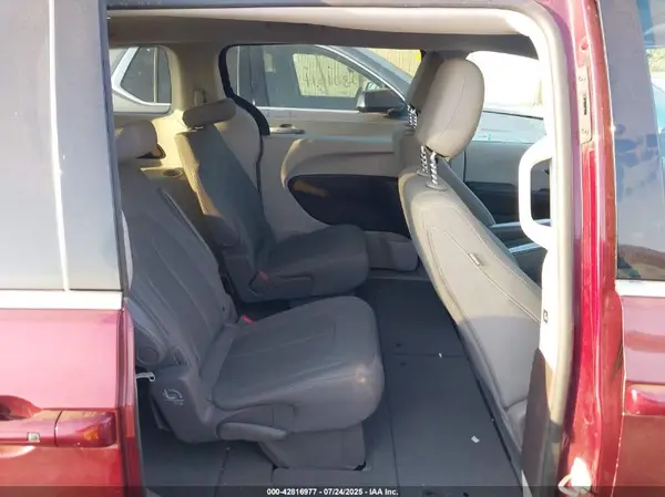 2C4RC1DG4HR531974 2017 CHRYSLER PACIFICA - Image 8