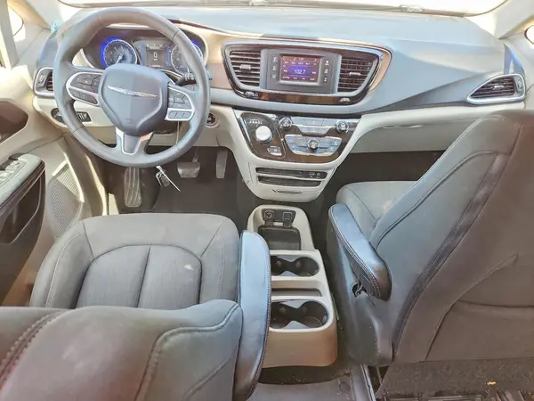 2C4RC1DG4HR571360 2017 CHRYSLER PACIFICA - Image 8