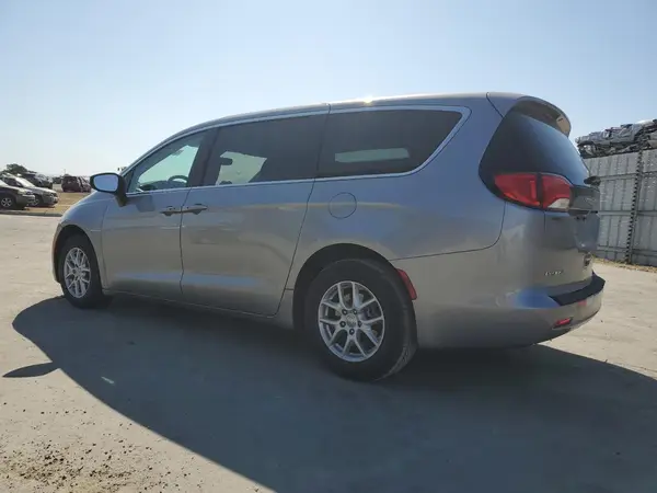 2C4RC1DG4HR610934 2017 CHRYSLER PACIFICA - Image 2