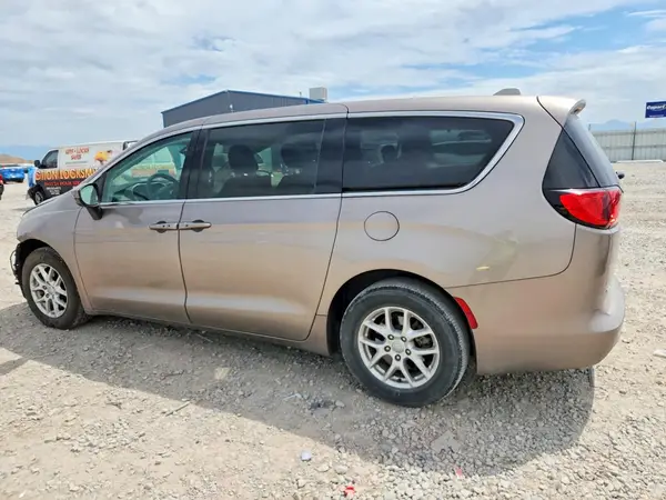 2C4RC1DG4HR611145 2017 CHRYSLER PACIFICA - Image 2