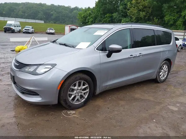 2C4RC1DG4HR621254 2017 CHRYSLER PACIFICA - Image 2