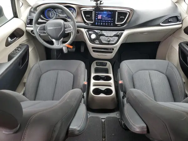 2C4RC1DG4HR623182 2017 CHRYSLER PACIFICA - Image 8