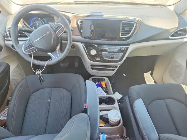 2C4RC1DG4HR623294 2017 CHRYSLER PACIFICA - Image 8