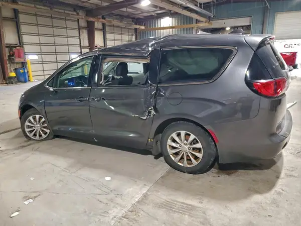 2C4RC1DG4HR703193 2017 CHRYSLER PACIFICA - Image 2