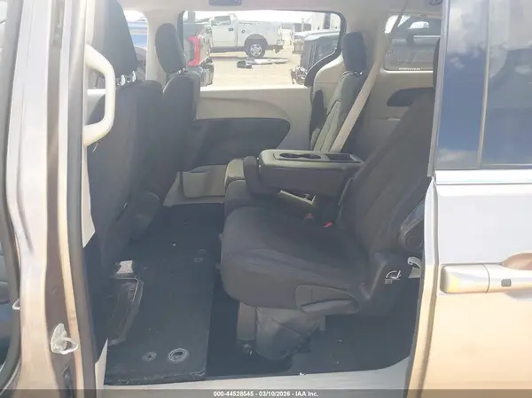 2C4RC1DG4HR835581 2017 CHRYSLER PACIFICA - Image 8