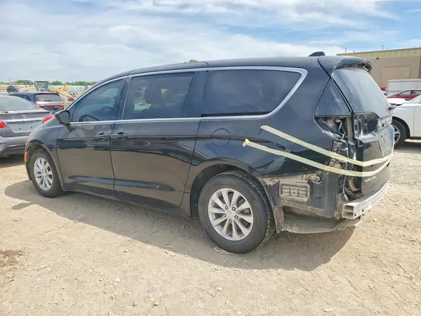 2C4RC1DG4HR835628 2017 CHRYSLER PACIFICA - Image 2