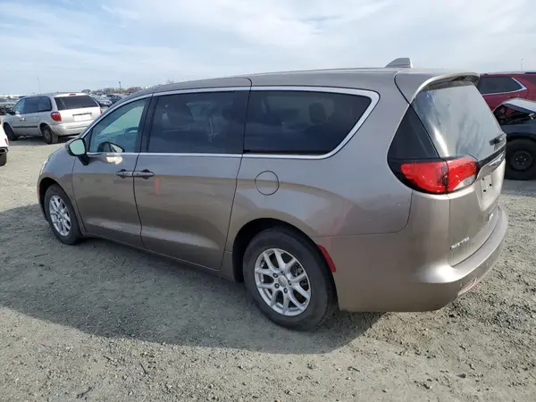2C4RC1DG4JR148588 2018 CHRYSLER PACIFICA - Image 2