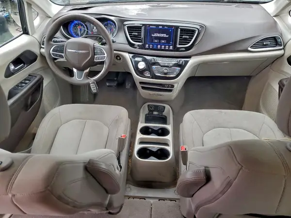 2C4RC1DG4KR685821 2019 CHRYSLER PACIFICA - Image 8