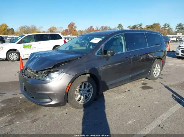 2C4RC1DG5HR502063 2017 CHRYSLER PACIFICA - Image 2