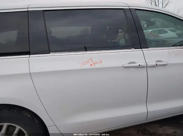 2C4RC1DG5HR508574 2017 CHRYSLER PACIFICA - Image 8