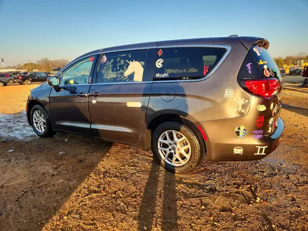 2C4RC1DG5HR516111 2017 CHRYSLER PACIFICA - Image 2