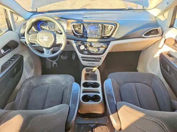 2C4RC1DG5HR516111 2017 CHRYSLER PACIFICA - Image 8