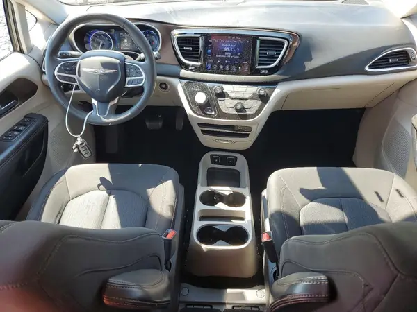 2C4RC1DG5HR521423 2017 CHRYSLER PACIFICA - Image 8