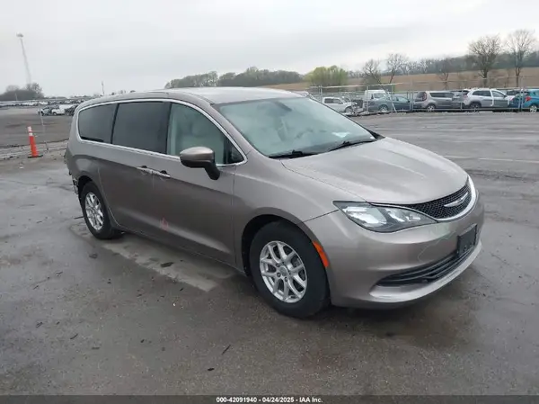 2C4RC1DG5HR536715 2017 CHRYSLER PACIFICA - Image 1