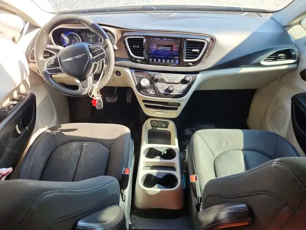 2C4RC1DG5HR579015 2017 CHRYSLER PACIFICA - Image 8