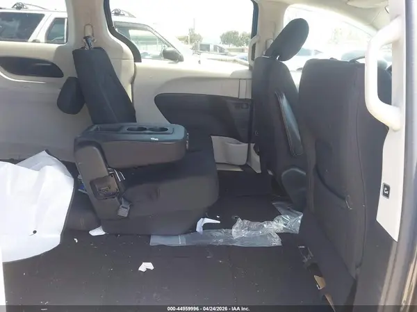 2C4RC1DG5HR611378 2017 CHRYSLER PACIFICA - Image 8