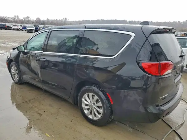2C4RC1DG5HR667742 2017 CHRYSLER PACIFICA - Image 2