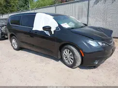 2C4RC1DG5HR675694 2017 CHRYSLER PACIFICA