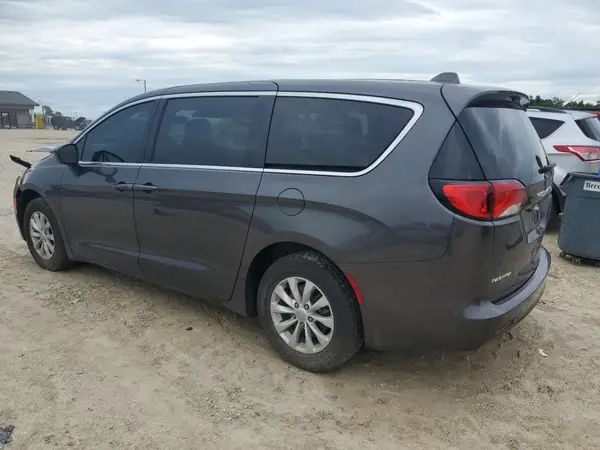 2C4RC1DG5HR675856 2017 CHRYSLER PACIFICA - Image 2