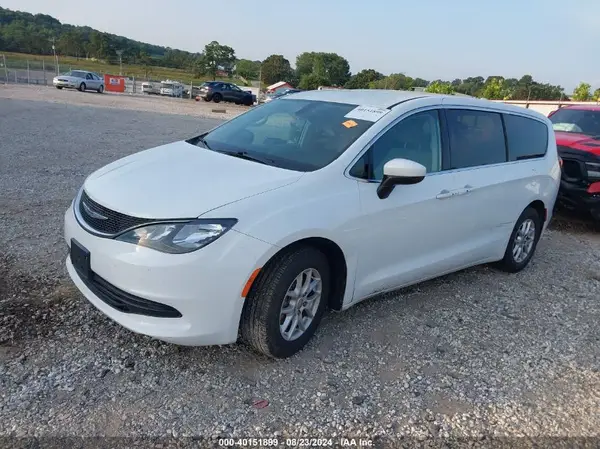 2C4RC1DG5HR768117 2017 CHRYSLER PACIFICA - Image 2
