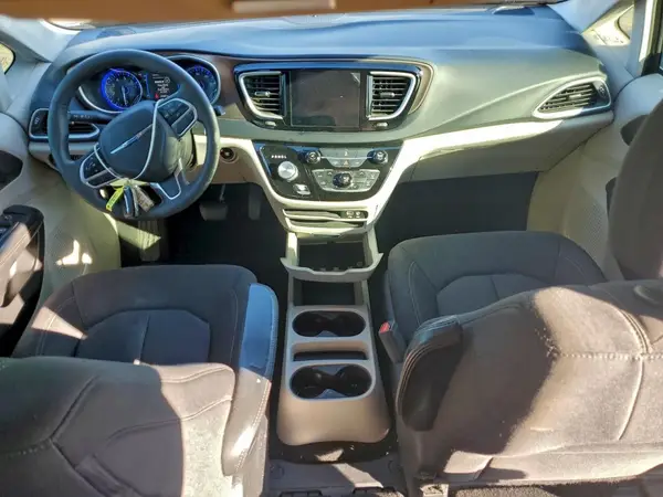 2C4RC1DG6HR502265 2017 CHRYSLER PACIFICA - Image 8