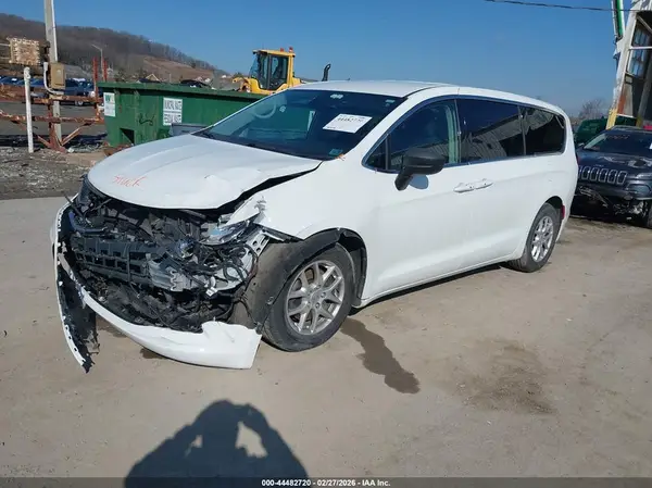 2C4RC1DG6HR508454 2017 CHRYSLER PACIFICA - Image 2