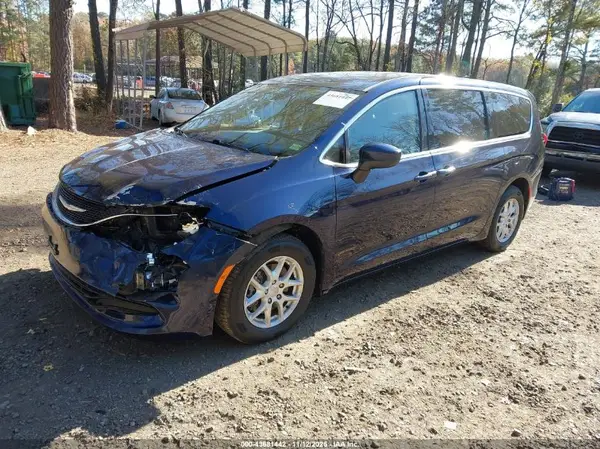 2C4RC1DG6HR513346 2017 CHRYSLER PACIFICA - Image 2