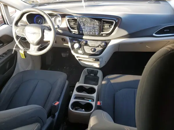 2C4RC1DG6HR513864 2017 CHRYSLER PACIFICA - Image 8
