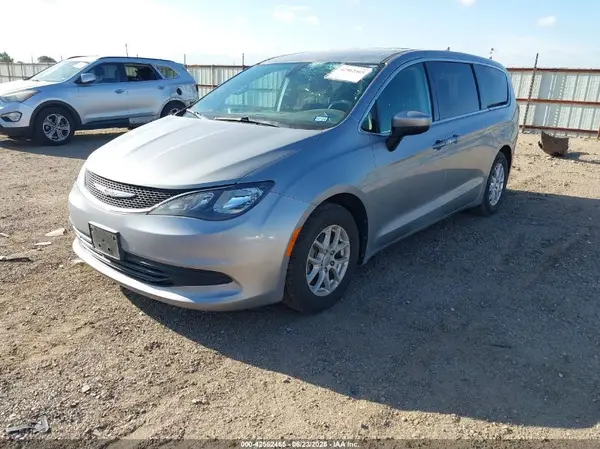 2C4RC1DG6HR514982 2017 CHRYSLER PACIFICA - Image 2