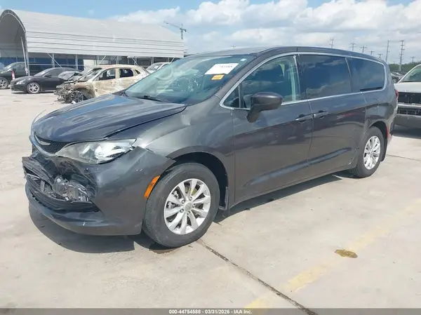 2C4RC1DG6HR529191 2017 CHRYSLER PACIFICA - Image 2