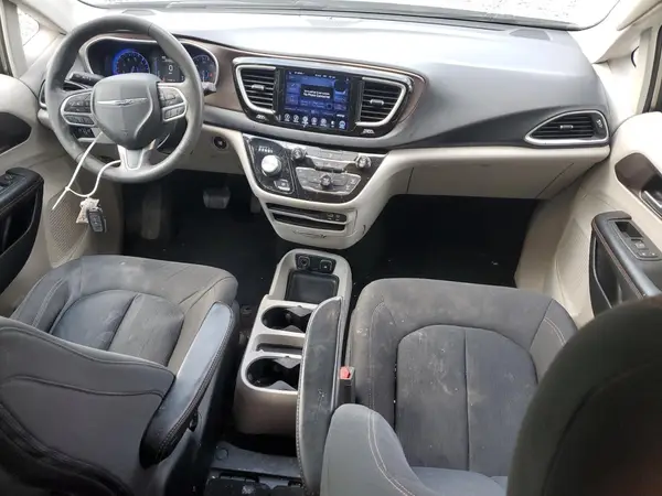 2C4RC1DG6HR550784 2017 CHRYSLER PACIFICA - Image 8