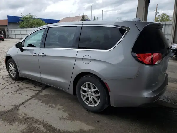 2C4RC1DG6HR577936 2017 CHRYSLER PACIFICA - Image 2