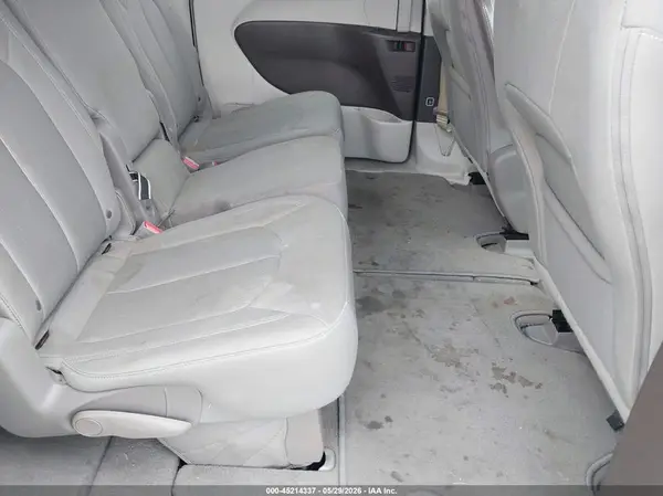 2C4RC1DG6HR588287 2017 CHRYSLER PACIFICA - Image 8