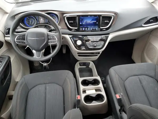 2C4RC1DG6HR611213 2017 CHRYSLER PACIFICA - Image 8