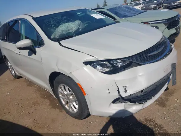 2C4RC1DG6HR633826 2017 CHRYSLER PACIFICA - Image 1