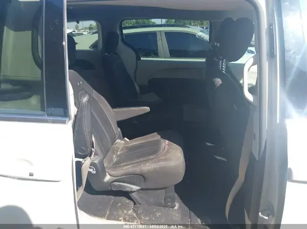 2C4RC1DG6HR633826 2017 CHRYSLER PACIFICA - Image 8