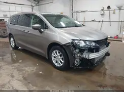2C4RC1DG6HR655227 2017 CHRYSLER PACIFICA