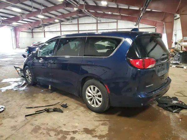 2C4RC1DG6HR688602 2017 CHRYSLER PACIFICA - Image 2