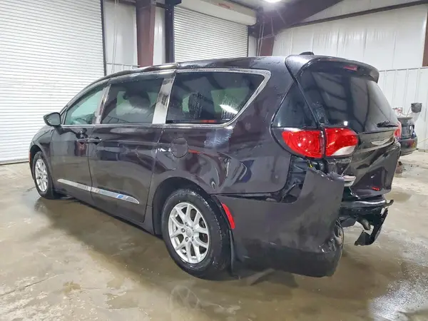 2C4RC1DG6HR711697 2017 CHRYSLER PACIFICA - Image 2