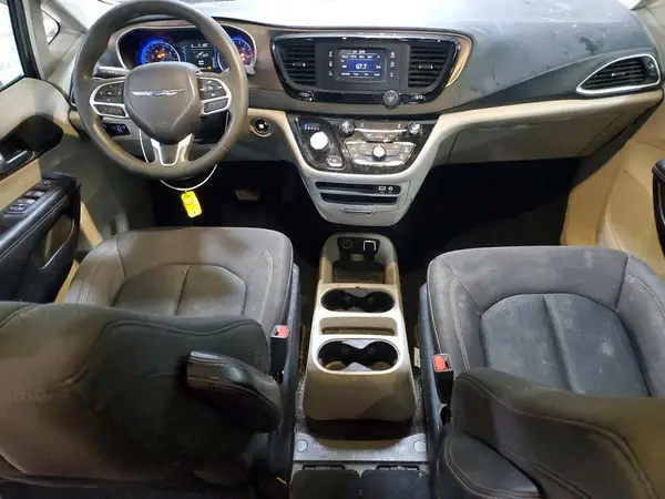 2C4RC1DG6HR711697 2017 CHRYSLER PACIFICA - Image 8